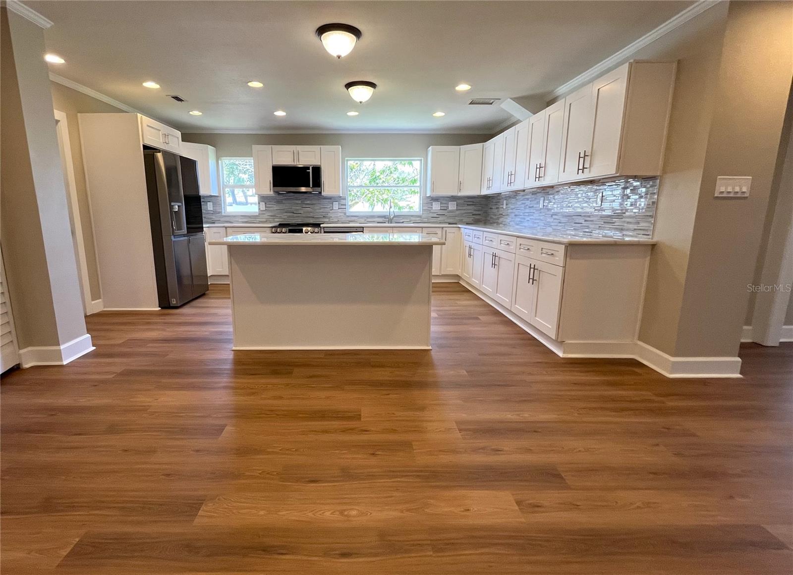 BELLE VISTA SHORES - Residential Lease