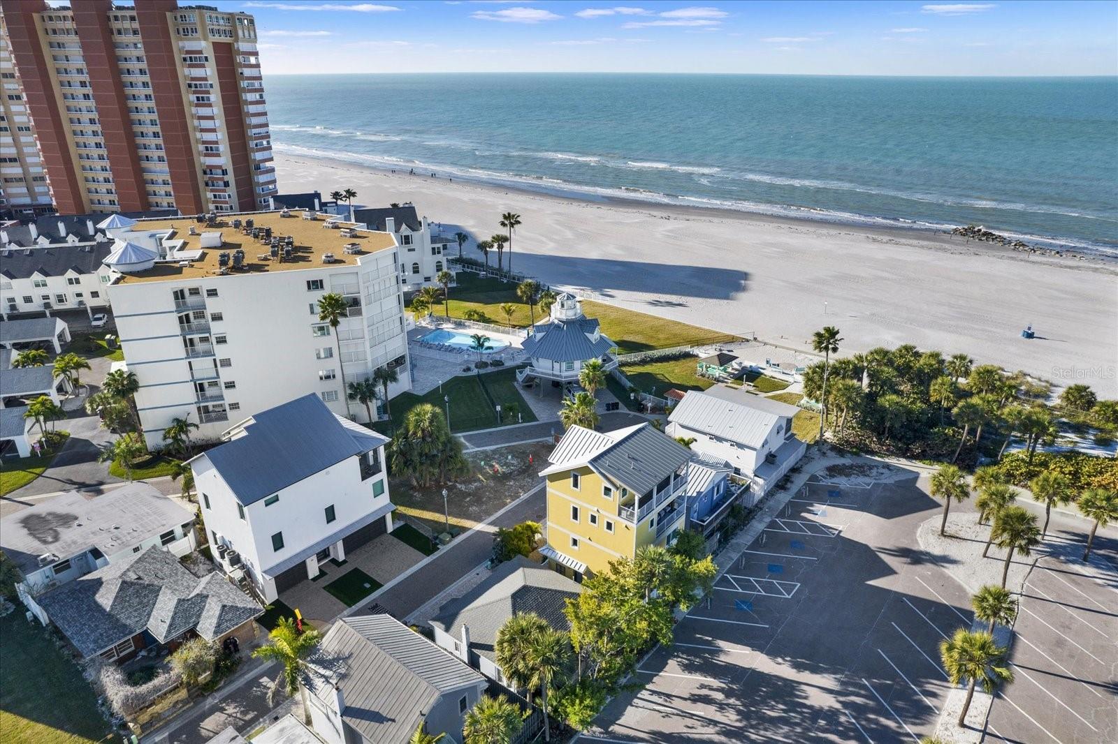 SURFSIDE CABANA CLUB REV - Residential