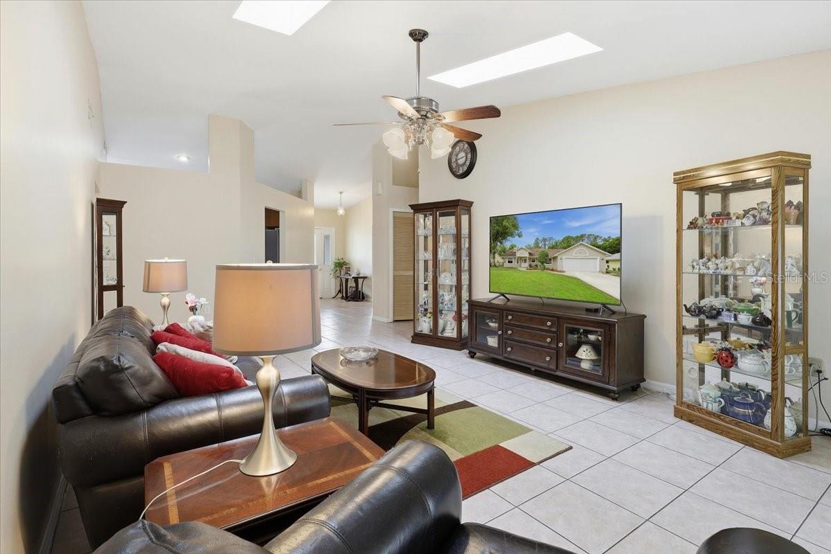 SOUTHWEST QUADRANT PH 01-04 - Residential