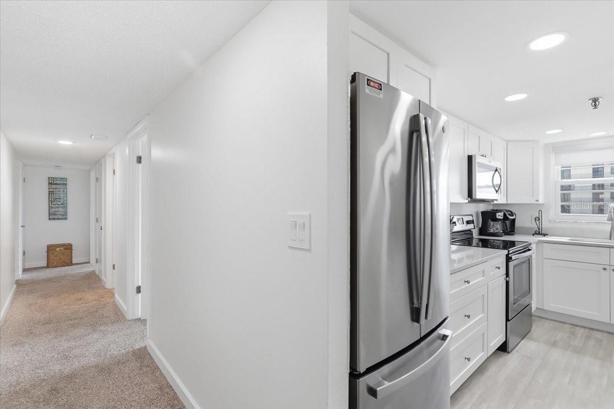 SHORES OF MADEIRA CONDO - Residential