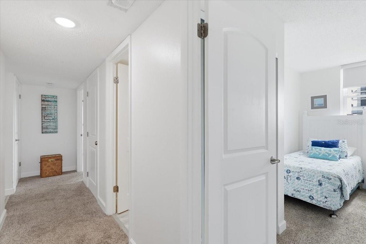 SHORES OF MADEIRA CONDO - Residential