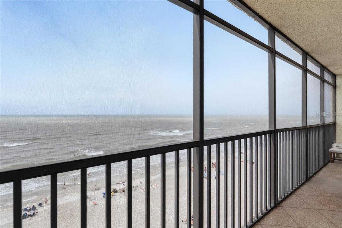 SHORES OF MADEIRA CONDO - Residential