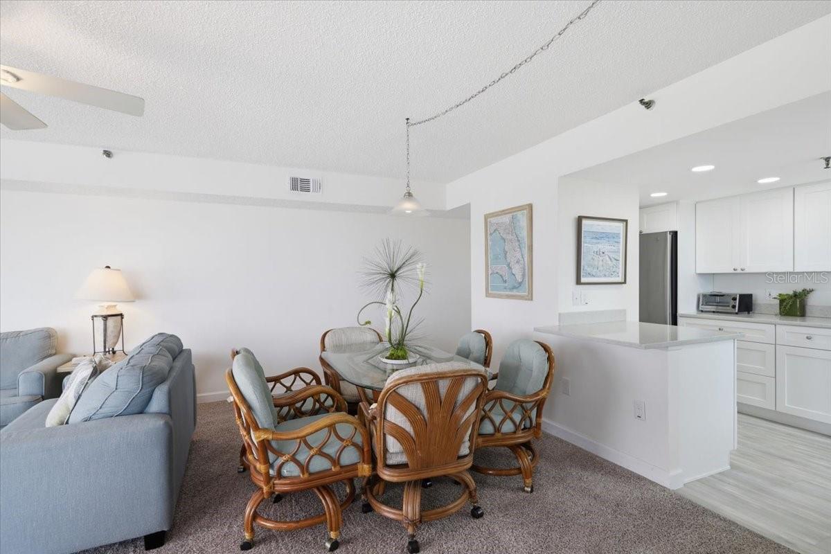 SHORES OF MADEIRA CONDO - Residential