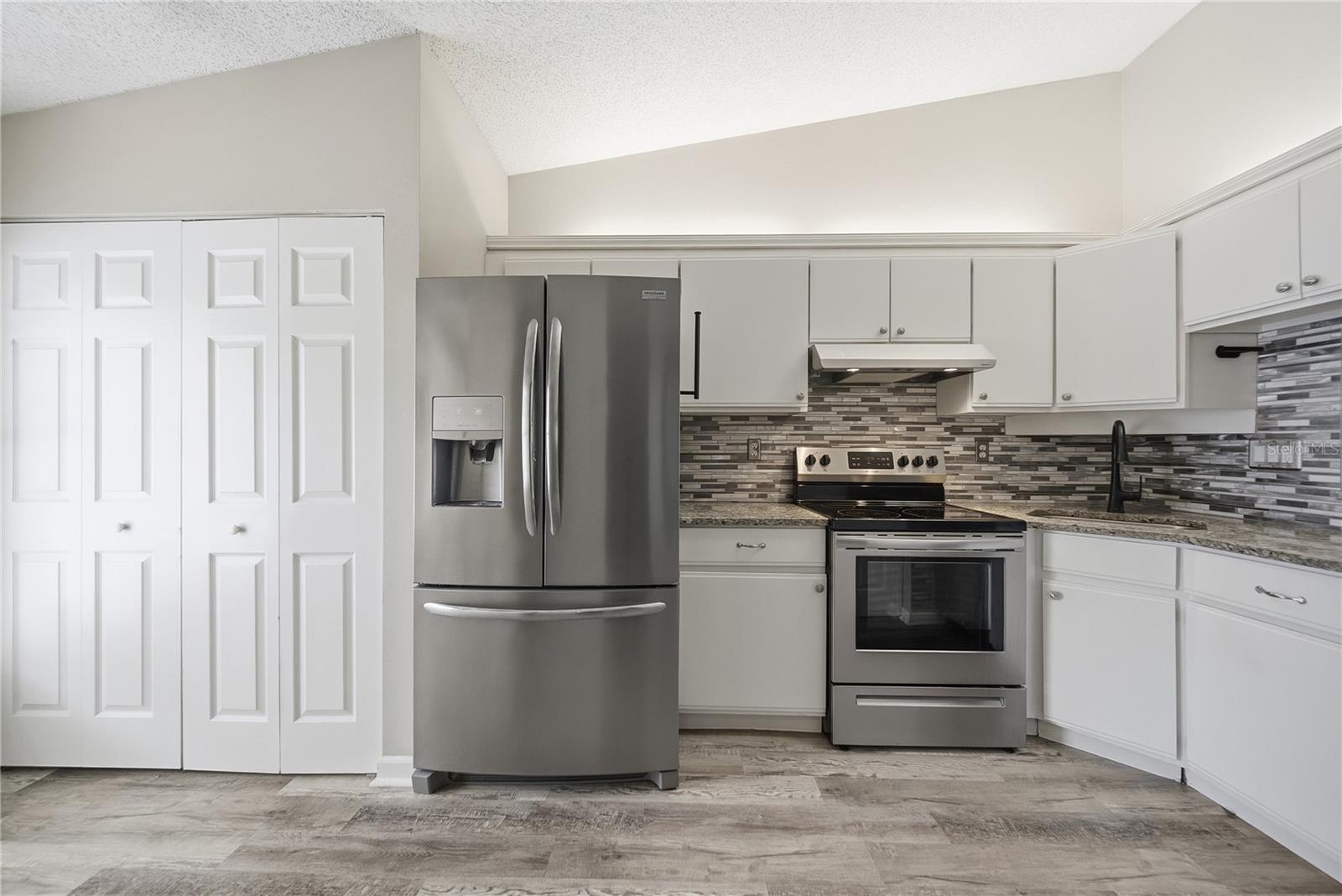 PINE RIDGE AT LAKE TARPON VILLAGE - Residential