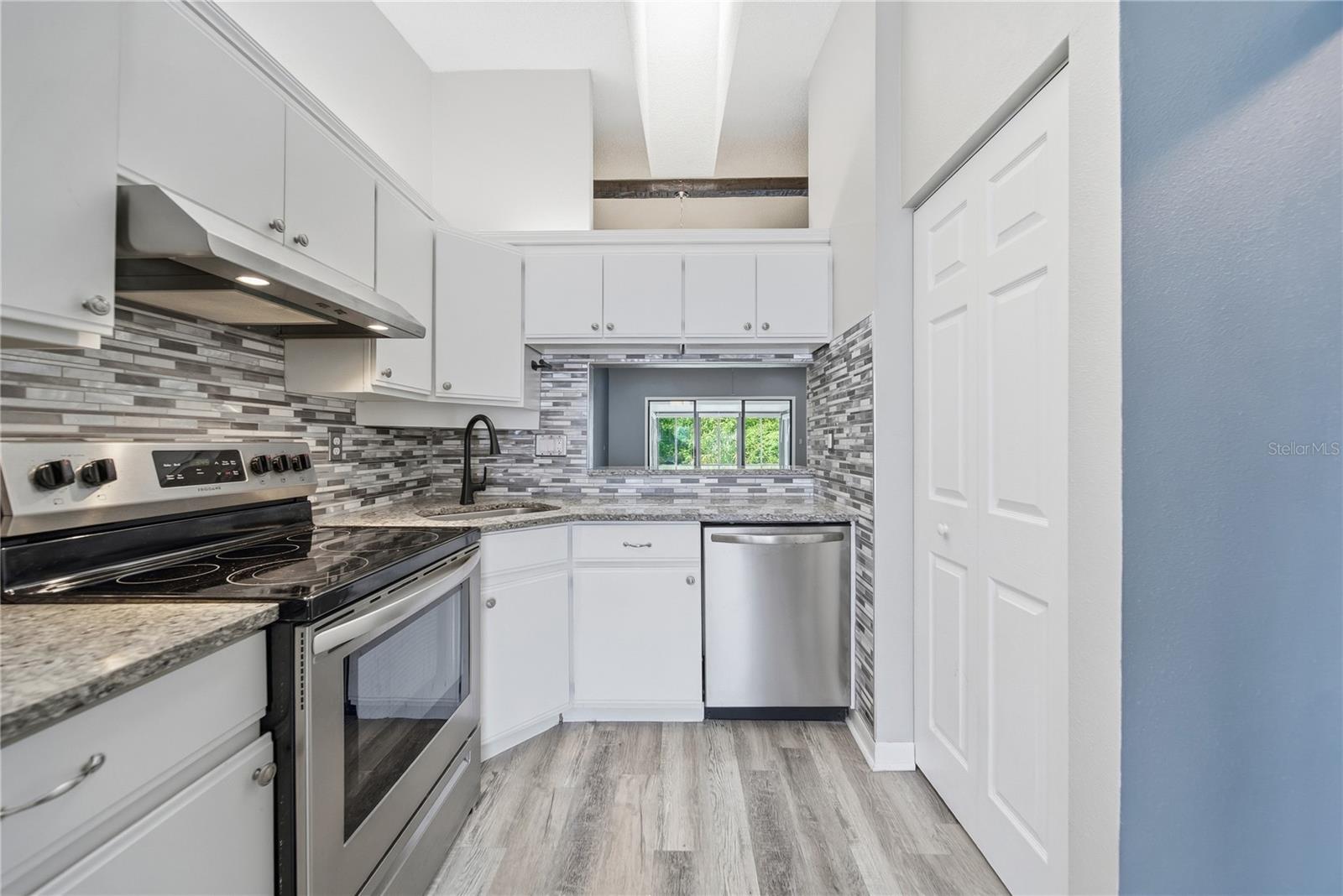 PINE RIDGE AT LAKE TARPON VILLAGE - Residential