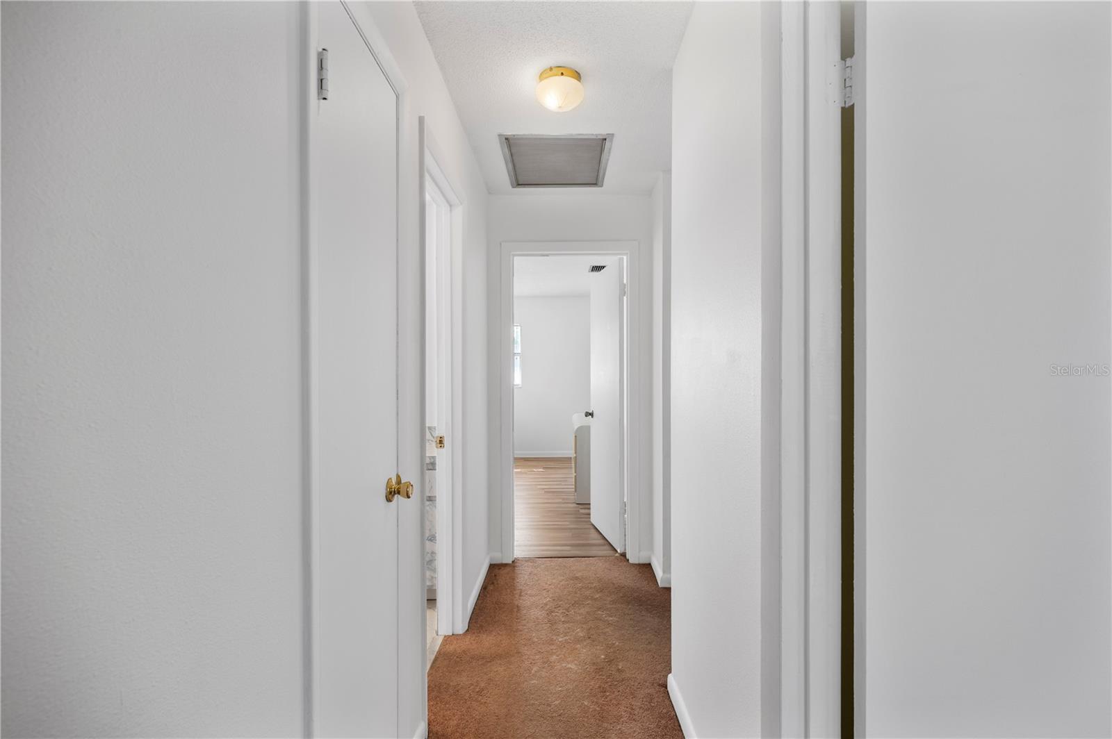 ELOISE WOODS EAST LAKE MARIAM UNIT - Residential