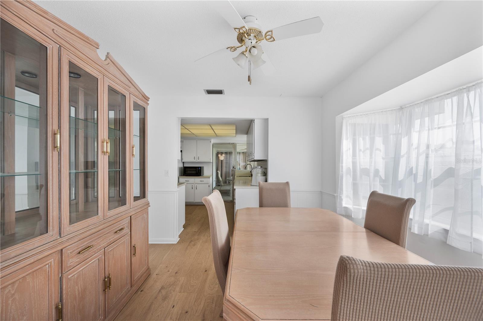 ELOISE WOODS EAST LAKE MARIAM UNIT - Residential