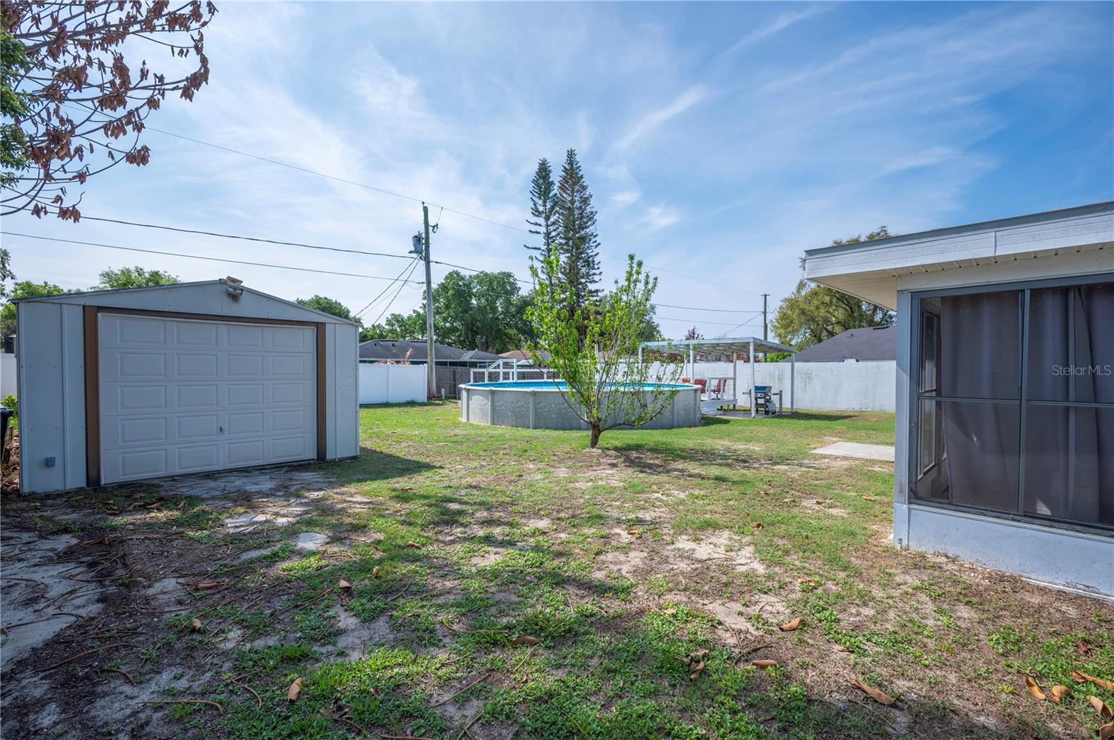 ELOISE WOODS EAST LAKE MARIAM UNIT - Residential