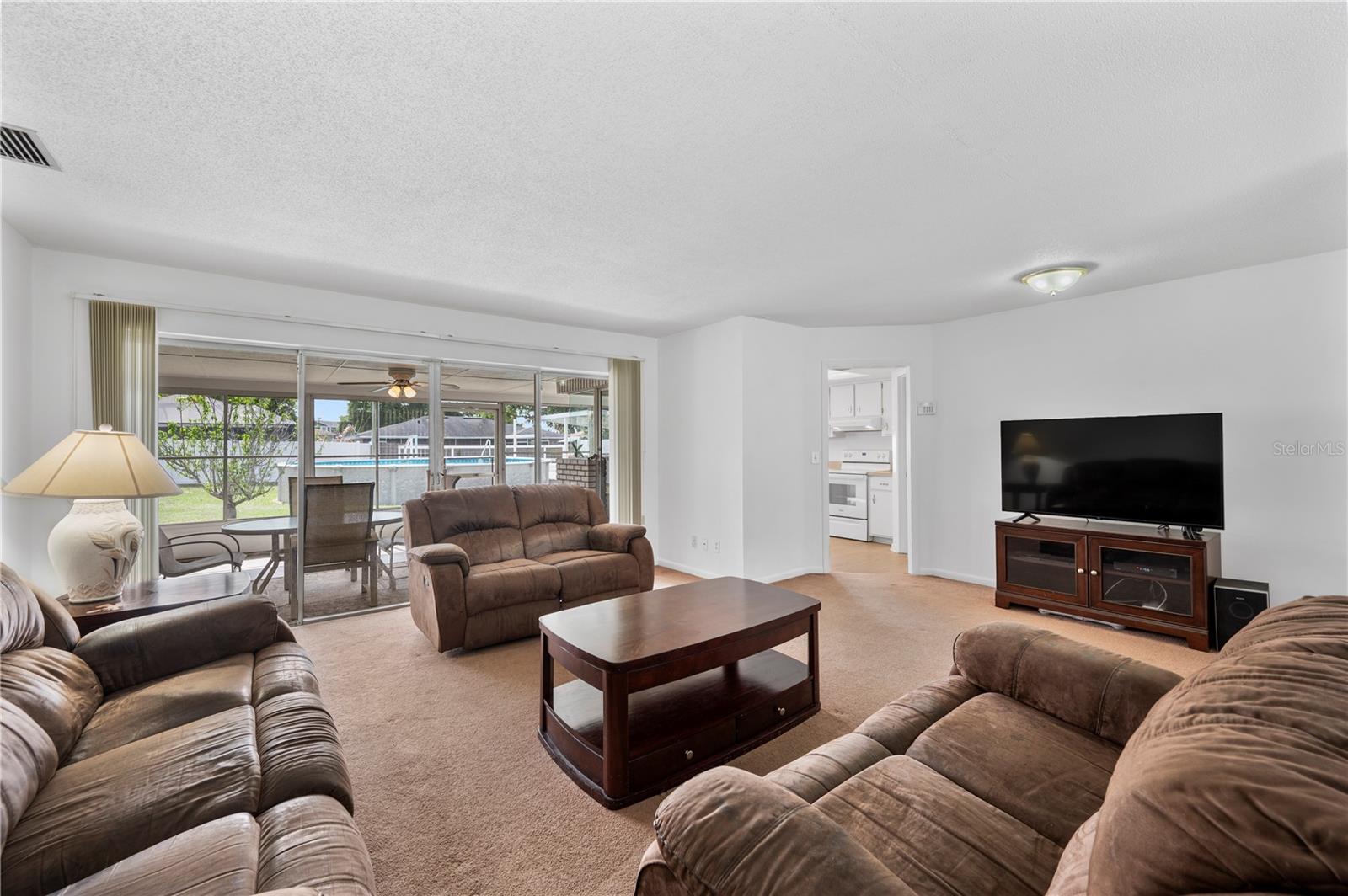 ELOISE WOODS EAST LAKE MARIAM UNIT - Residential