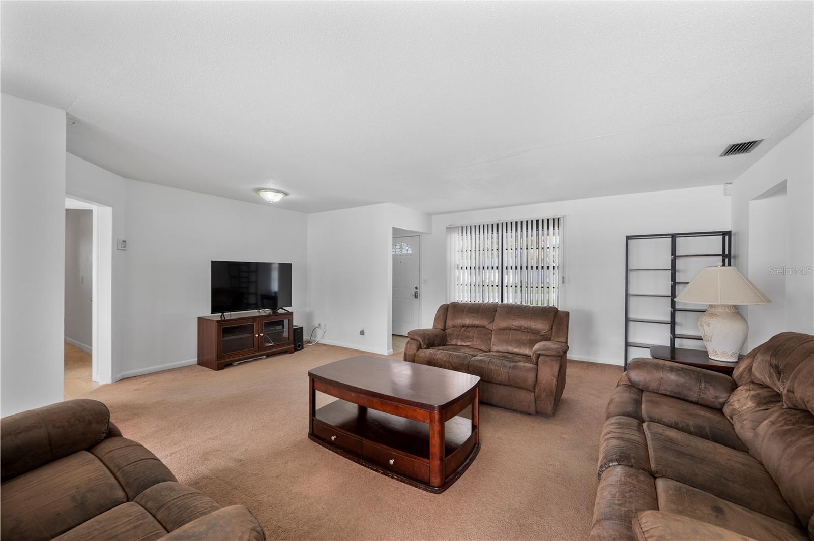 ELOISE WOODS EAST LAKE MARIAM UNIT - Residential