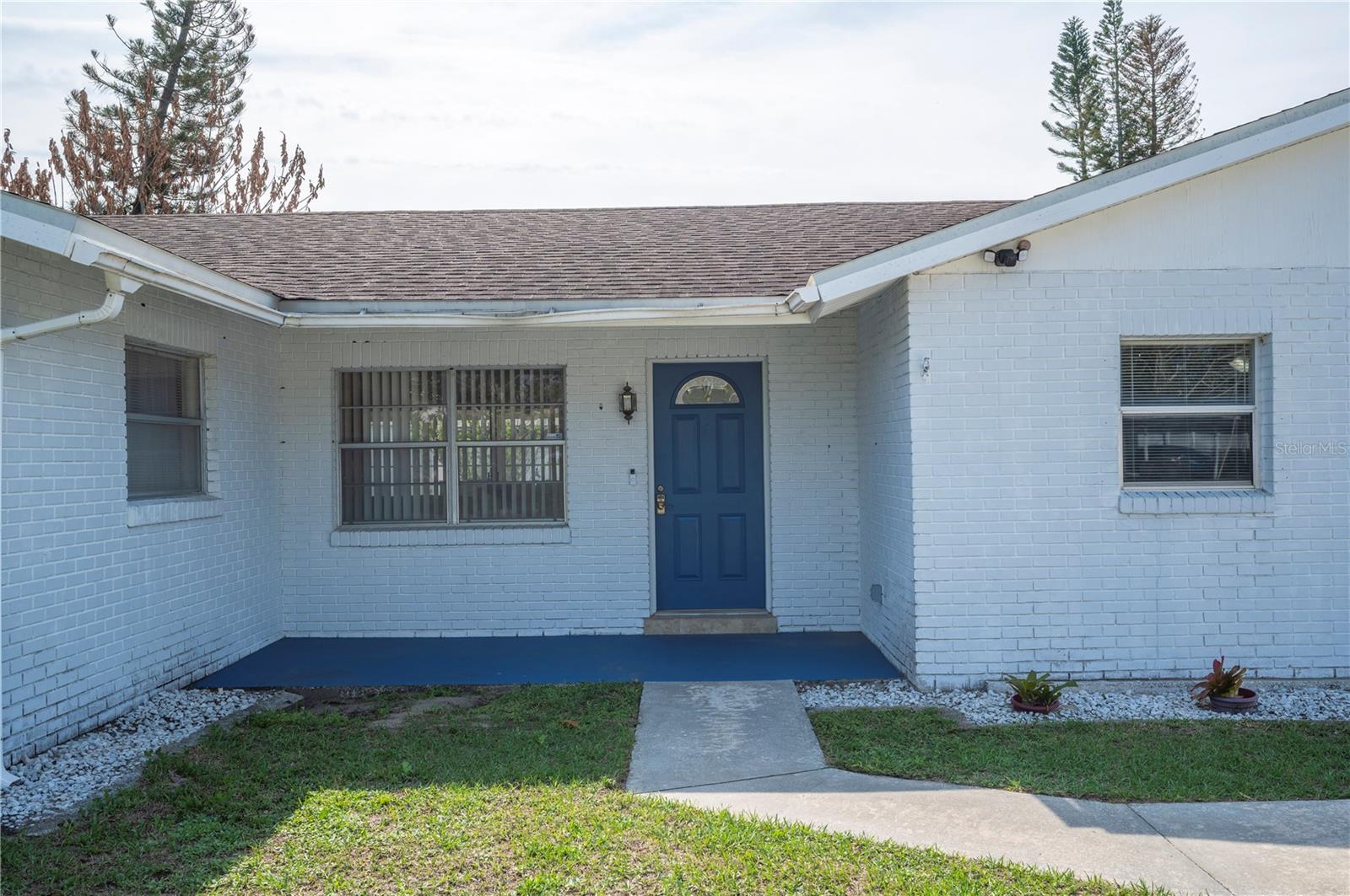 ELOISE WOODS EAST LAKE MARIAM UNIT - Residential