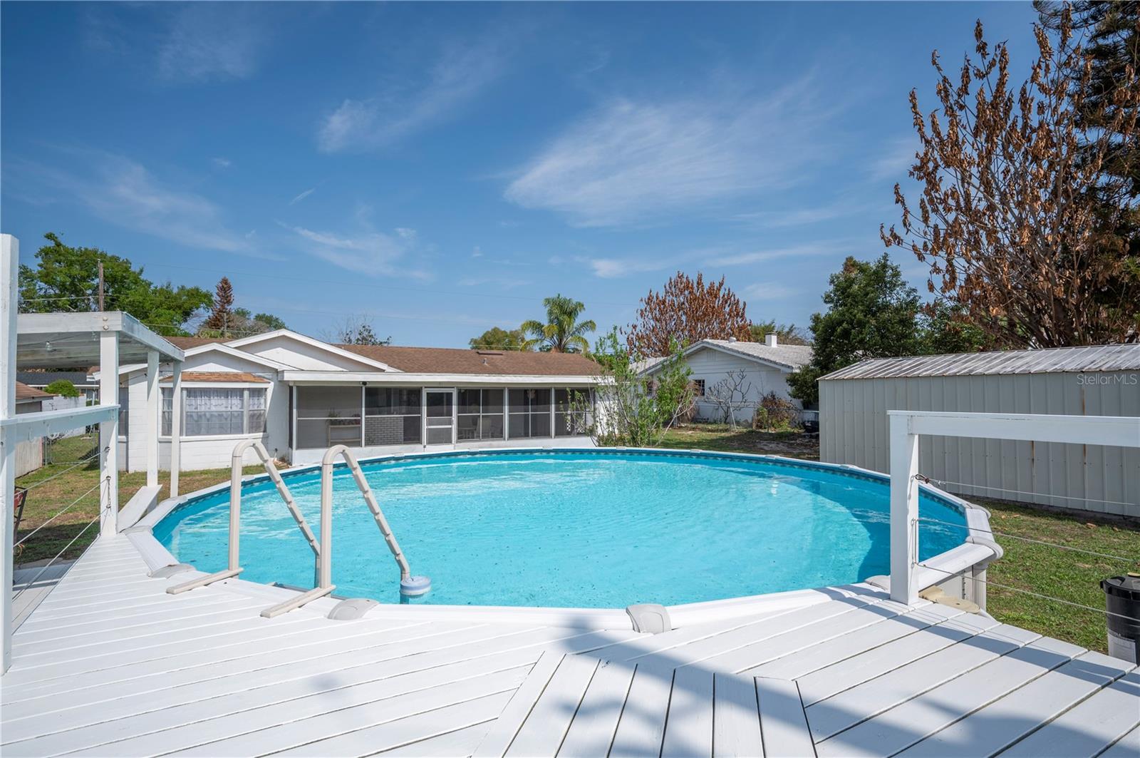 ELOISE WOODS EAST LAKE MARIAM UNIT - Residential