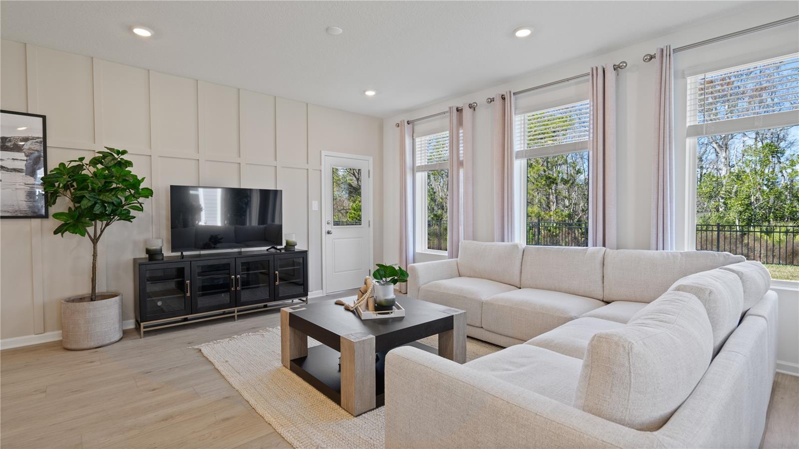 4890 WALTHAM FOREST DRIVE