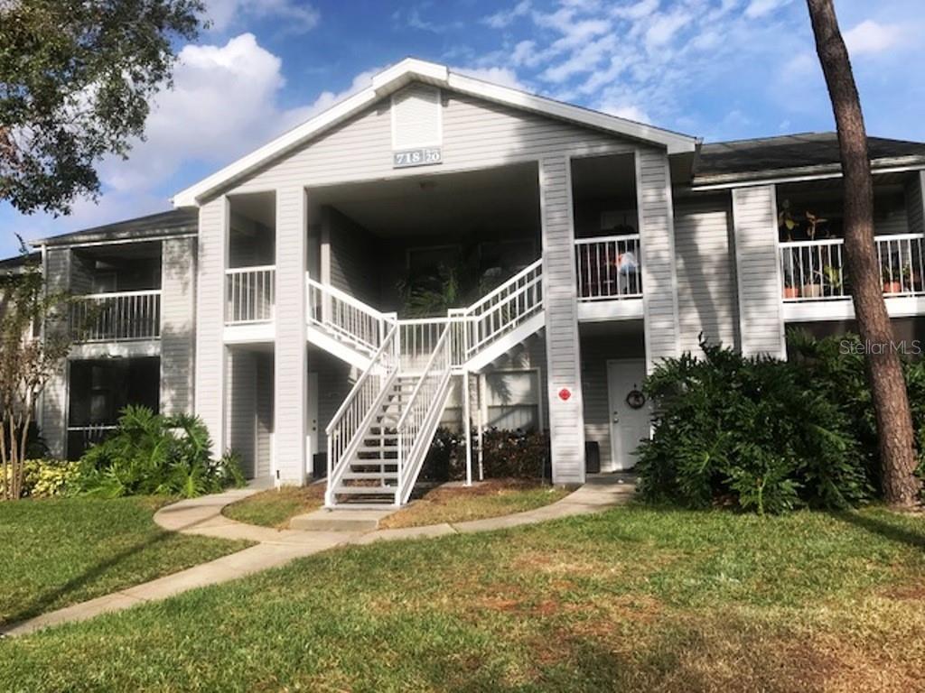Welcome to your new home in the beautiful Lake Mary area. This charming 3-bedroom, 2-bathroom apartment offers a spacious layout spanning 1,100 square feet. Enjoy the comfort and tranquility of a private balcony, perfect for relaxing after a long day. The unit also includes a convenient washer and dryer, making laundry a breeze. The community boasts a range of excellent amenities including a tennis court, a well-equipped gym, and a refreshing pool, ensuring you have everything you need for a vibrant and active lifestyle.
Don't miss out on this fantastic opportunity to live in a desirable location with top-notch facilities.