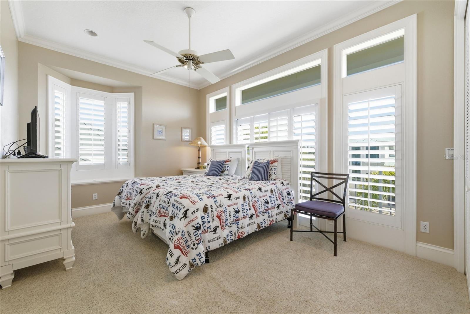 EAGLES NEST POINT - Residential