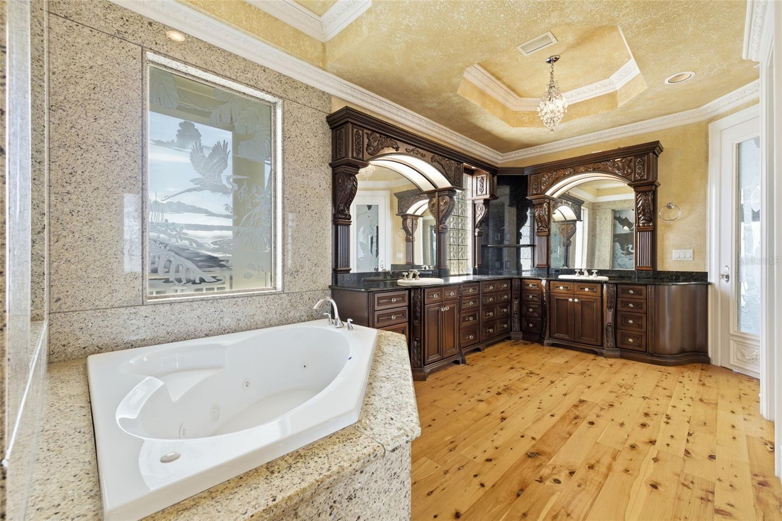 EAGLES NEST POINT - Residential