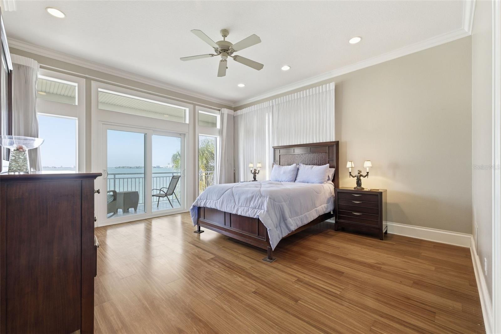 EAGLES NEST POINT - Residential
