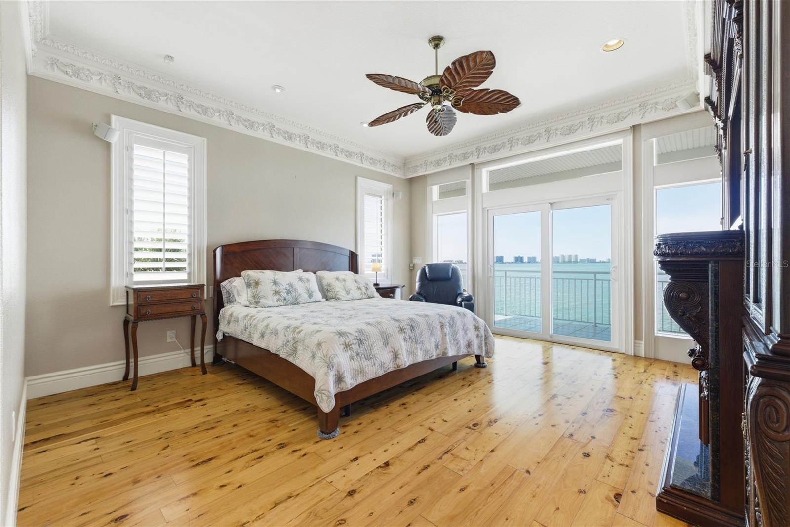 EAGLES NEST POINT - Residential