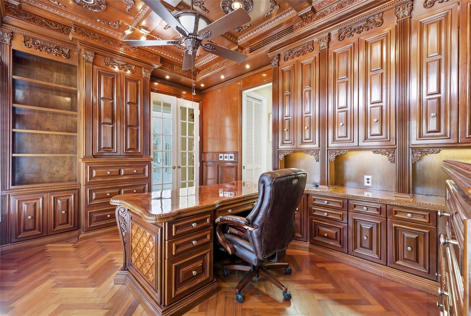 EAGLES NEST POINT - Residential