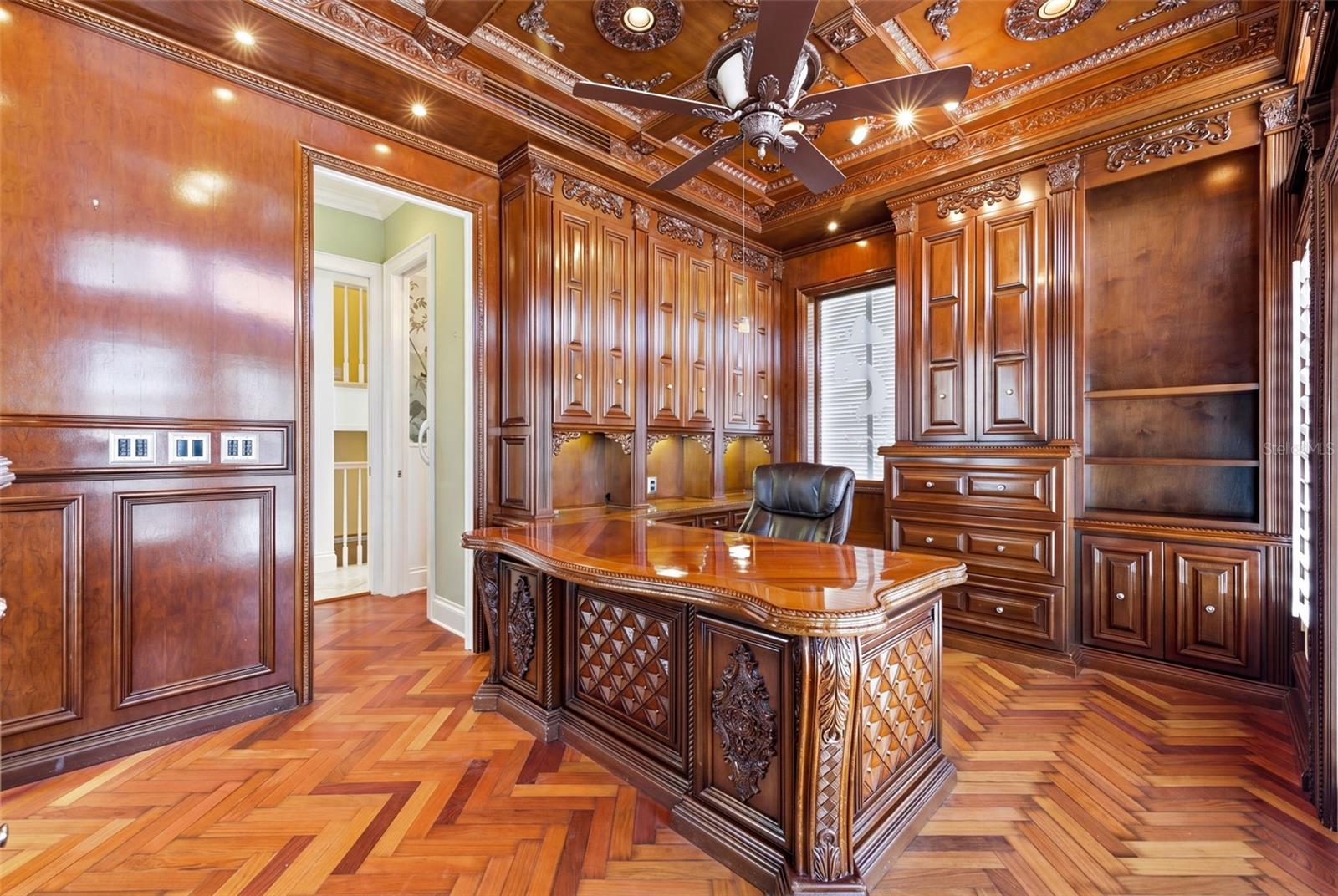 EAGLES NEST POINT - Residential
