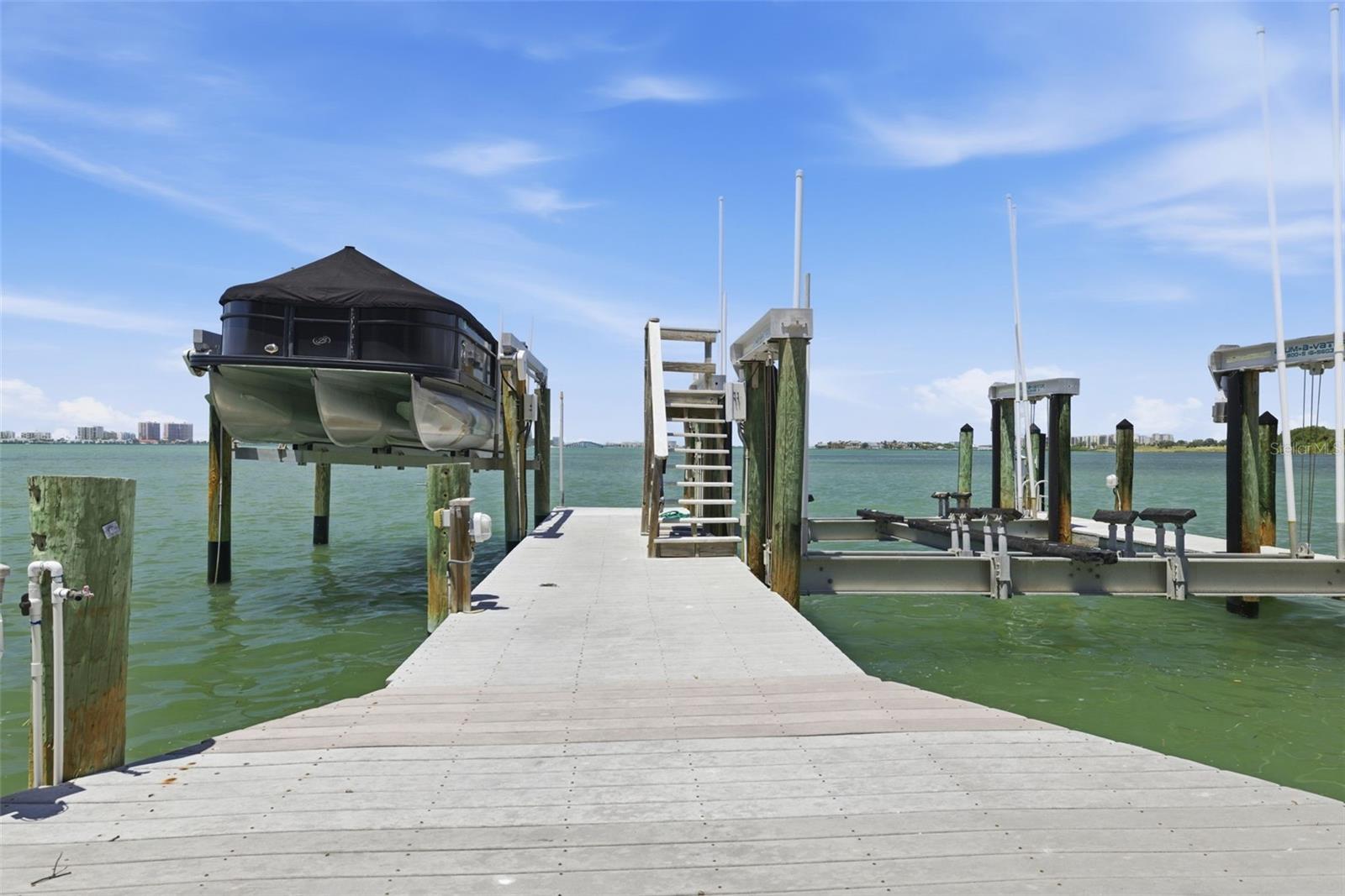 EAGLES NEST POINT - Residential