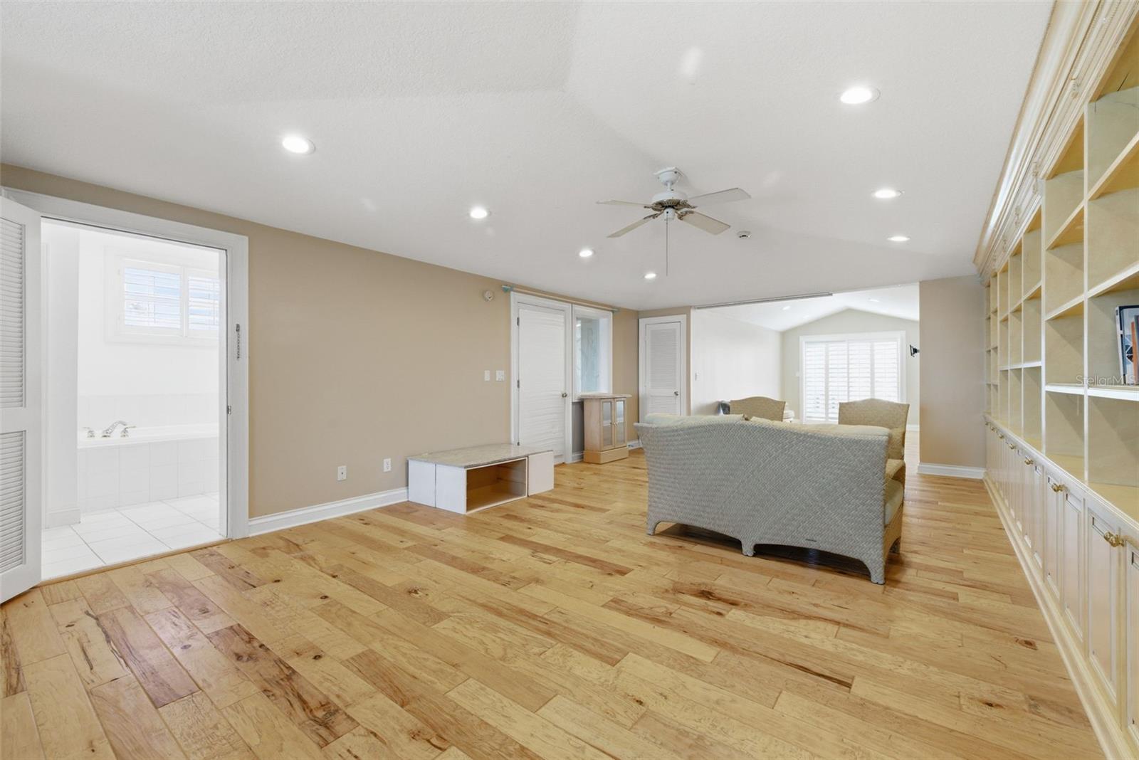 EAGLES NEST POINT - Residential
