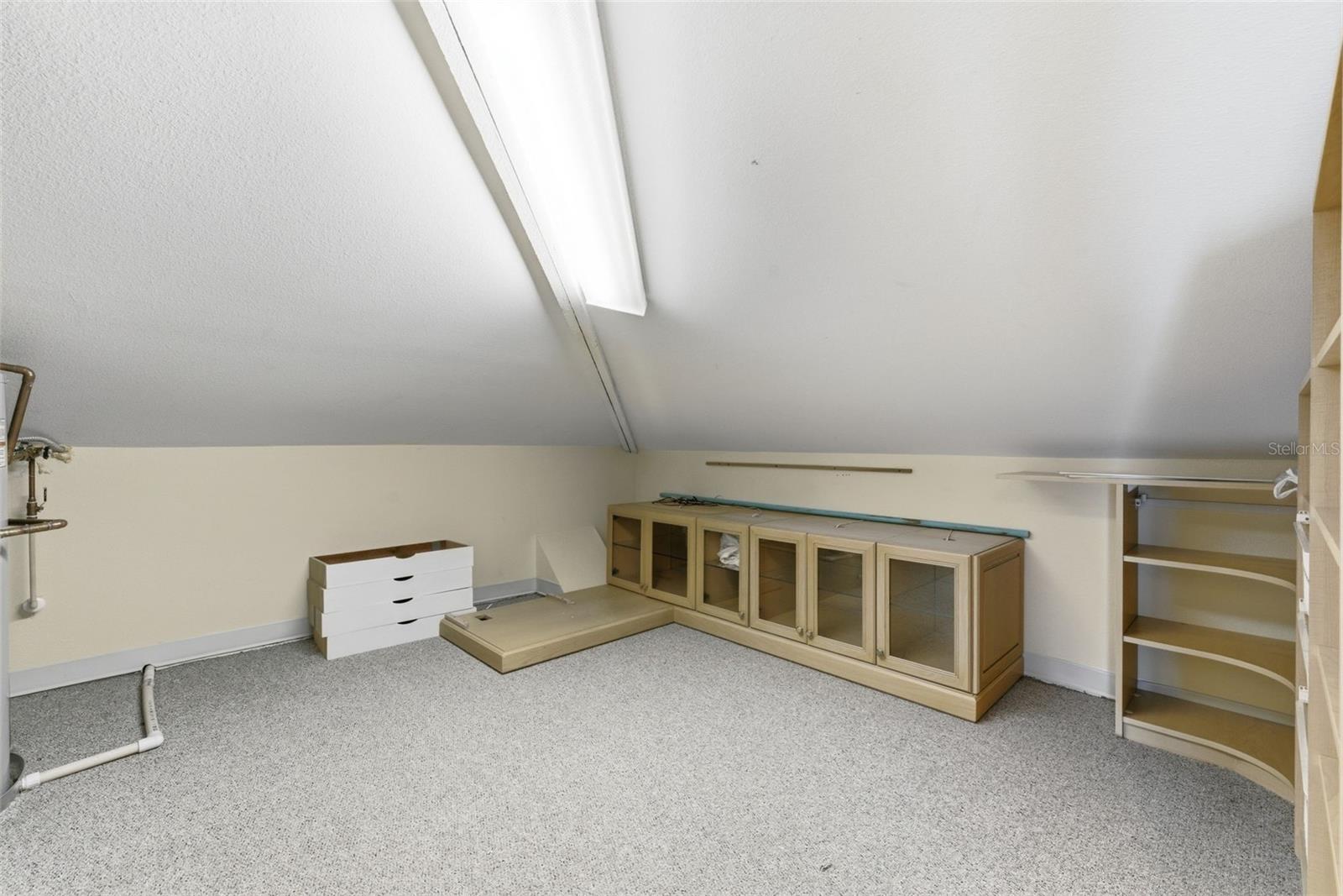 EAGLES NEST POINT - Residential