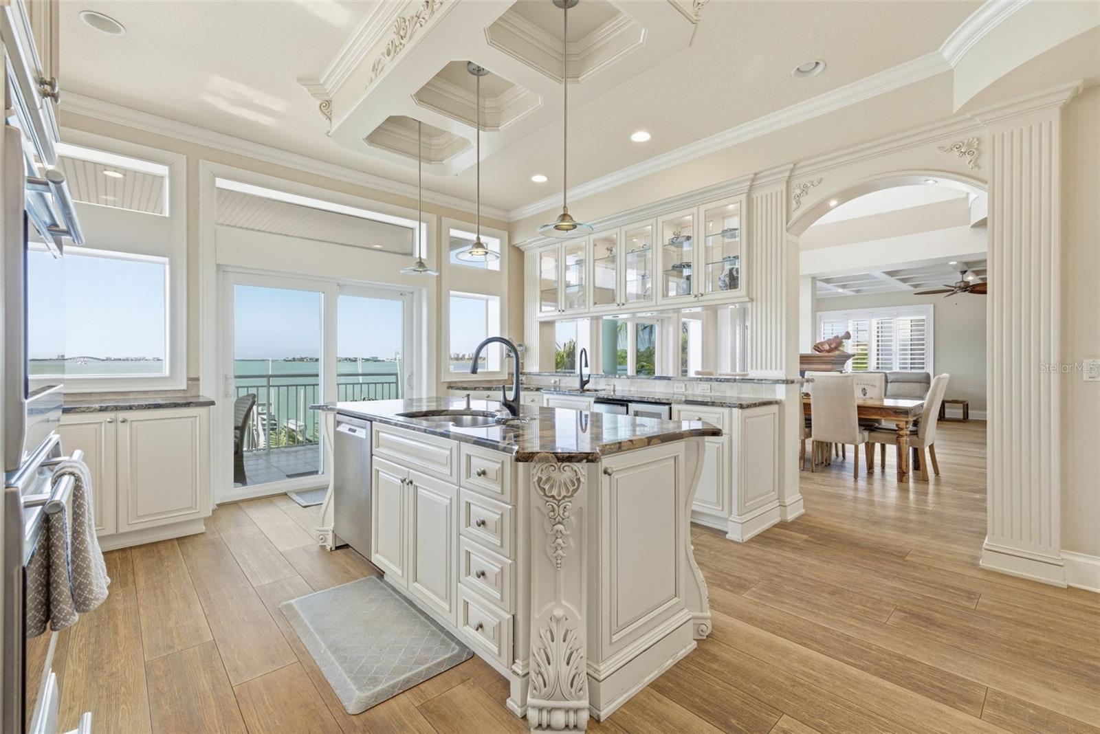 EAGLES NEST POINT - Residential