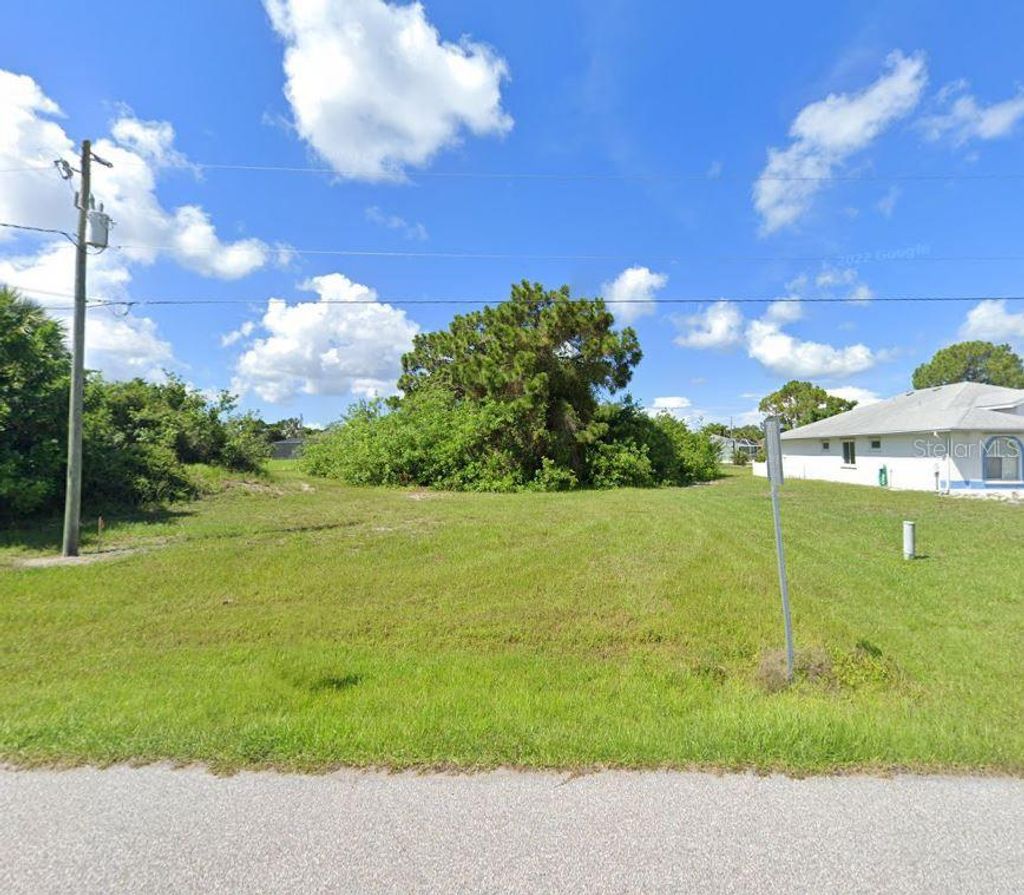 Photo of 141 Jennifer Drive, Rotonda West, FL 33947 (MLS # D6139225)