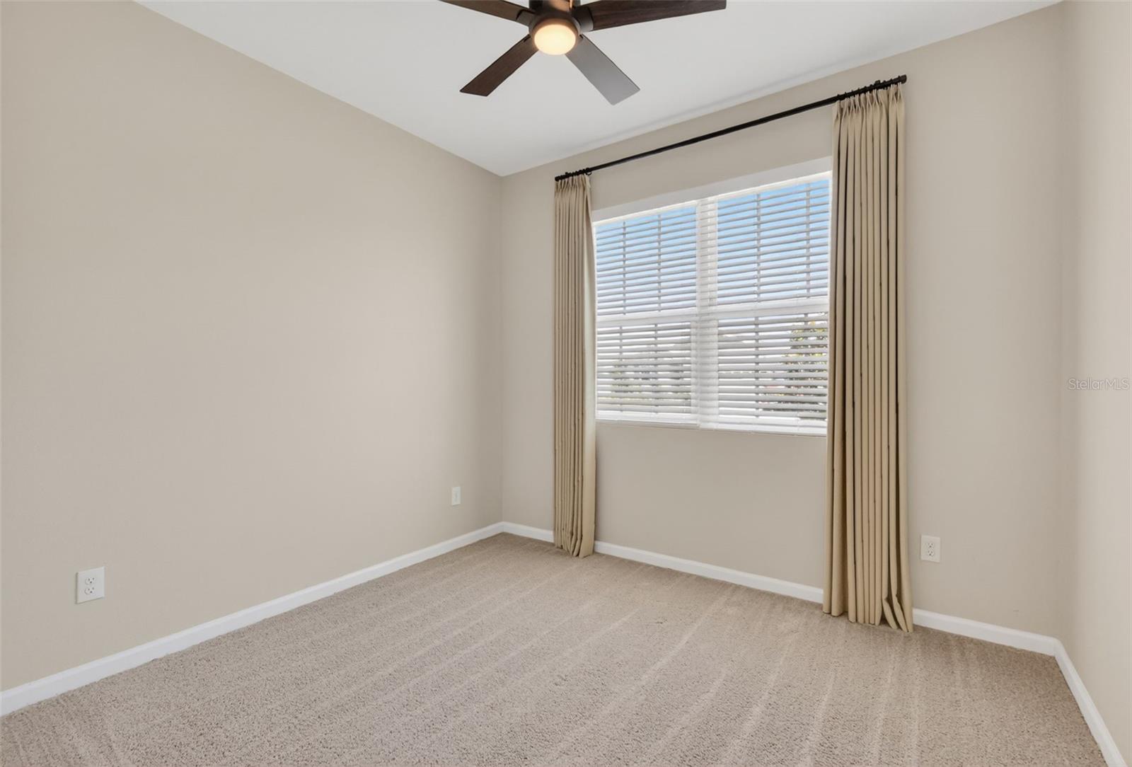 SEASONS AT LAKESIDE FOREST - Residential Lease