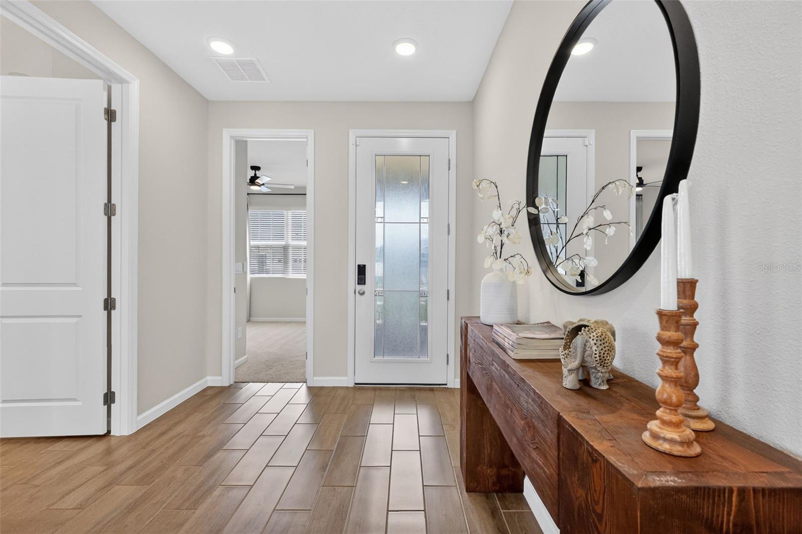 SEASONS AT LAKESIDE FOREST - Residential Lease