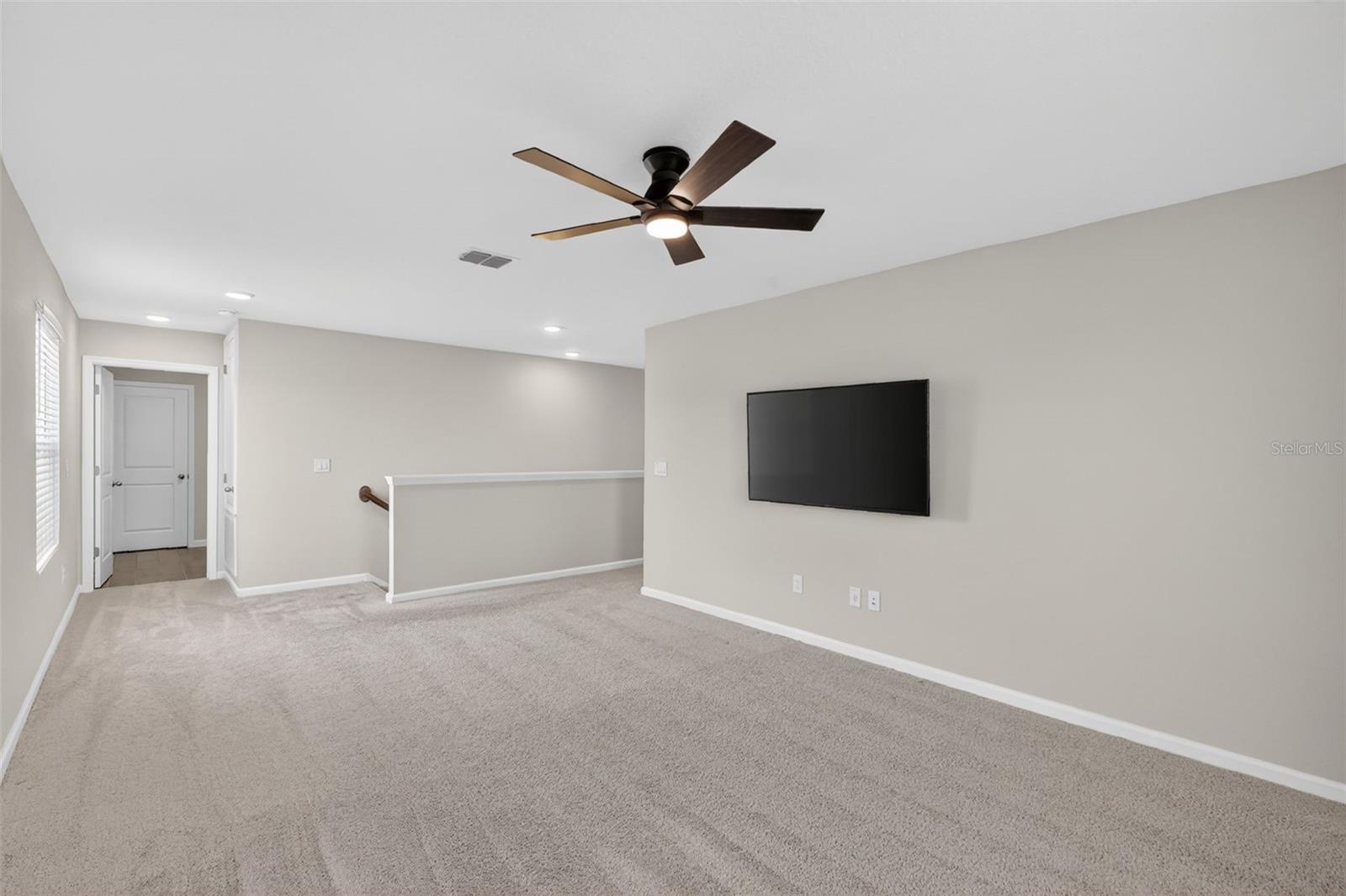 SEASONS AT LAKESIDE FOREST - Residential Lease