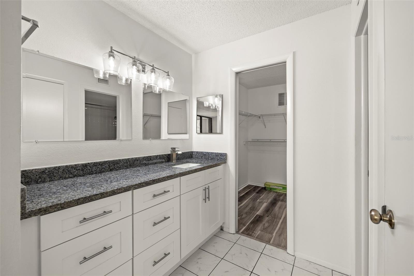 LAKEVIEW OF LARGO - Residential Lease