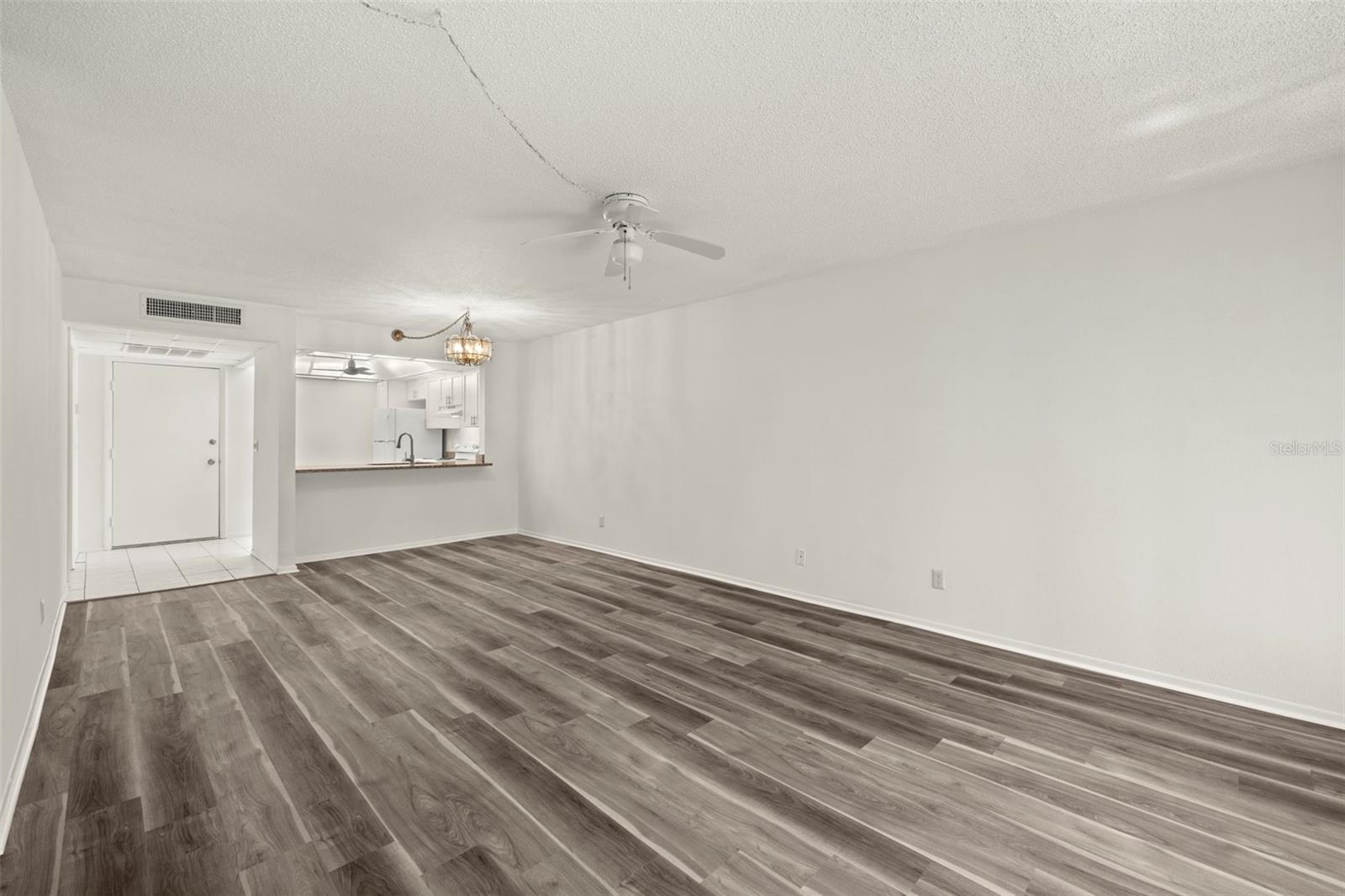 LAKEVIEW OF LARGO - Residential Lease
