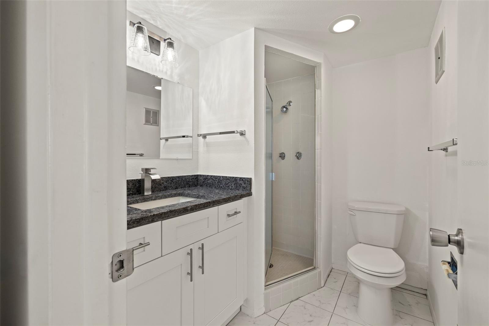 LAKEVIEW OF LARGO - Residential Lease