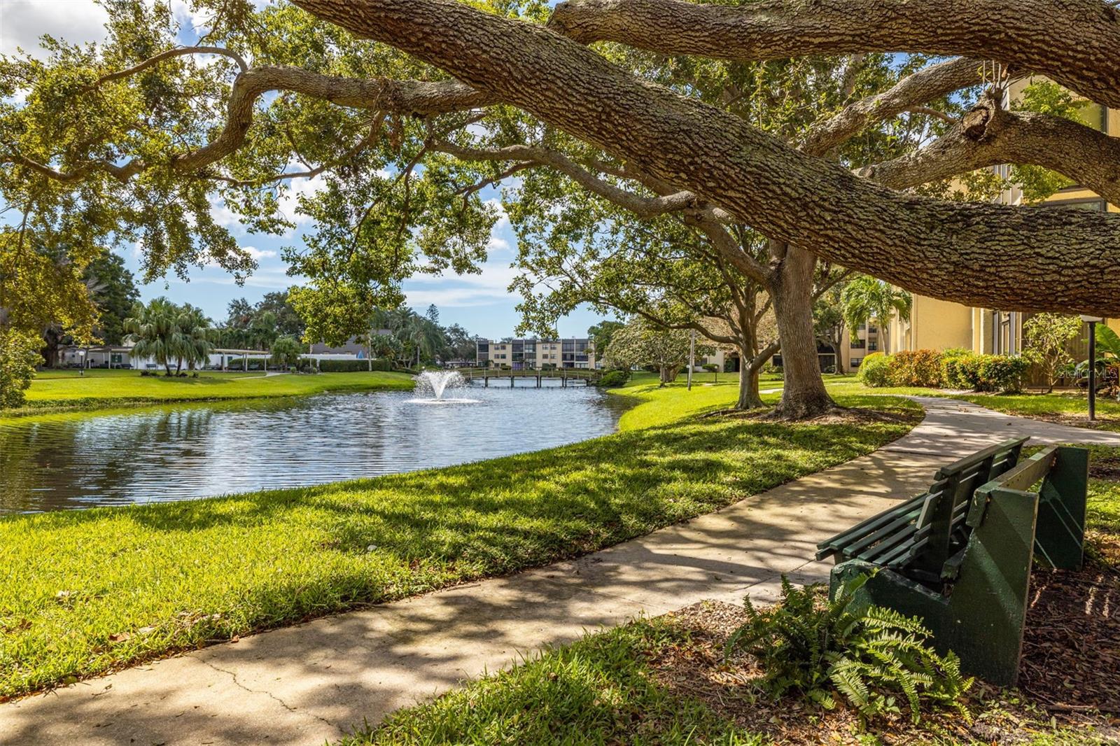 LAKEVIEW OF LARGO - Residential Lease