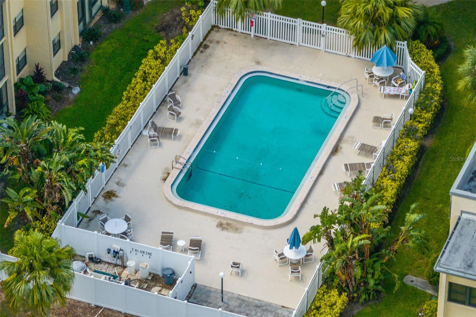 LAKEVIEW OF LARGO - Residential Lease