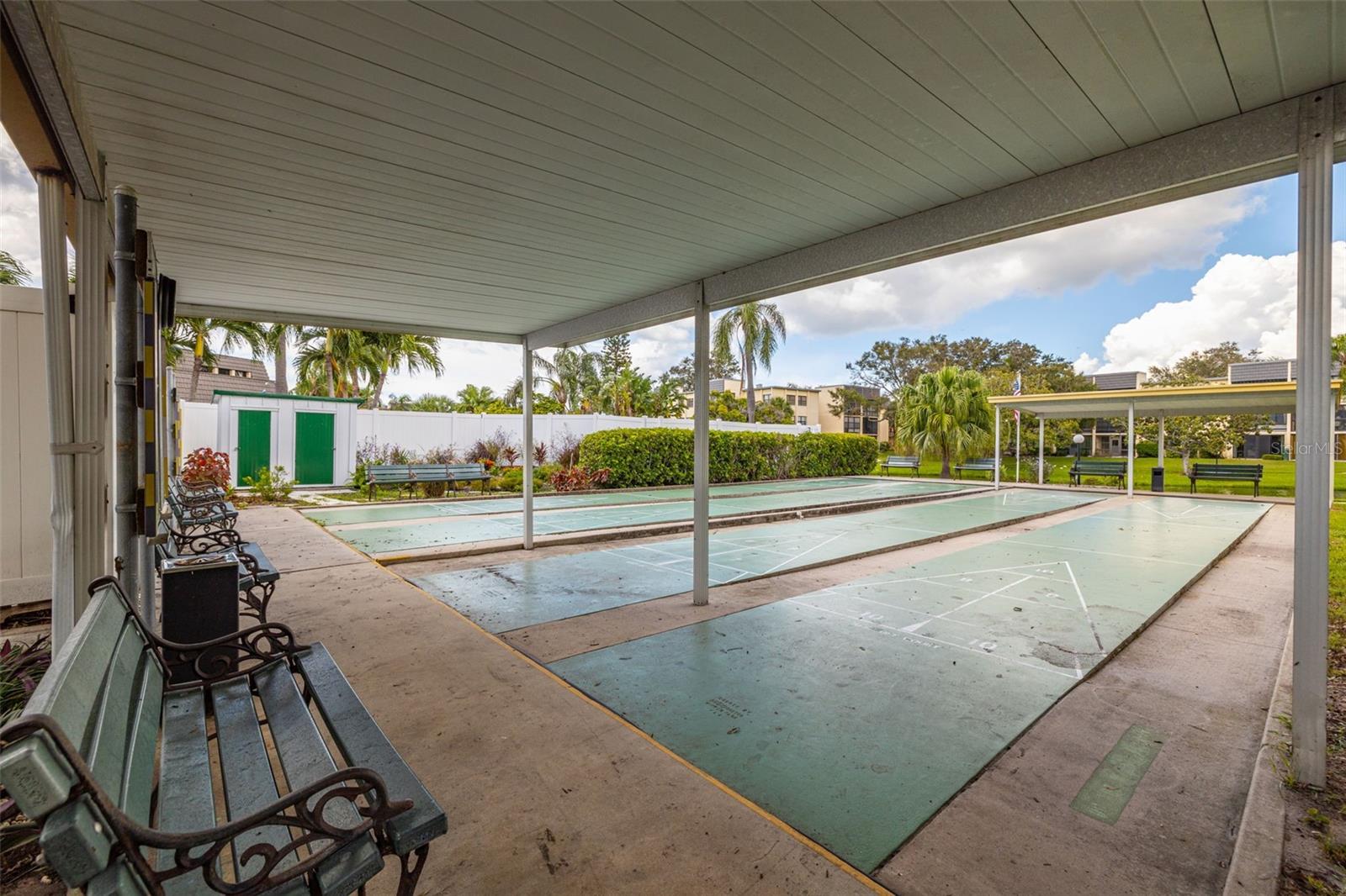 LAKEVIEW OF LARGO - Residential Lease