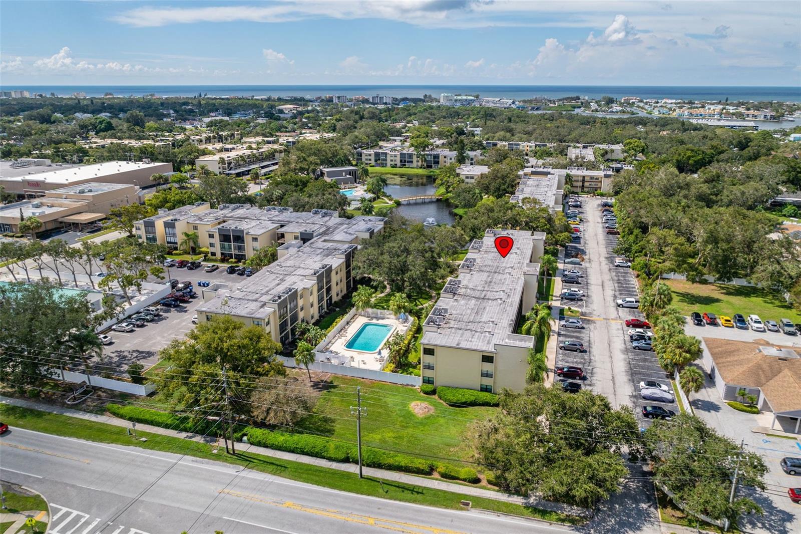 LAKEVIEW OF LARGO - Residential Lease