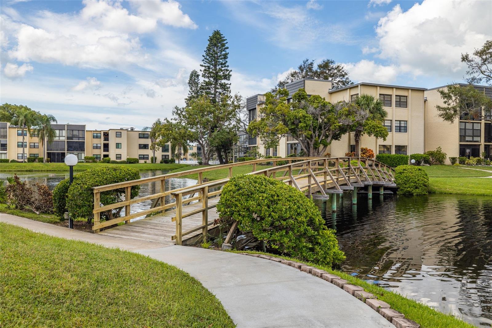 LAKEVIEW OF LARGO - Residential Lease