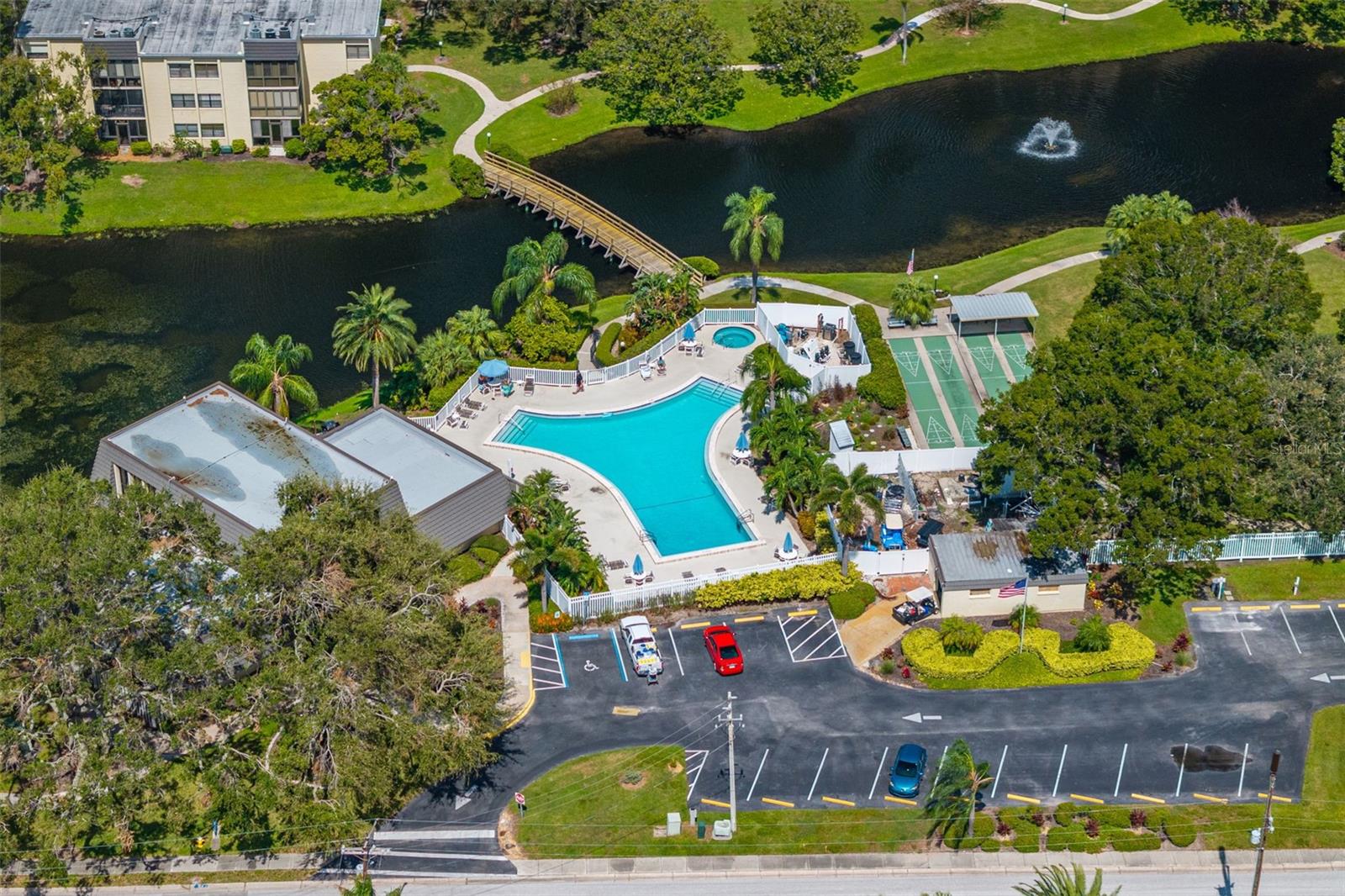 LAKEVIEW OF LARGO - Residential Lease
