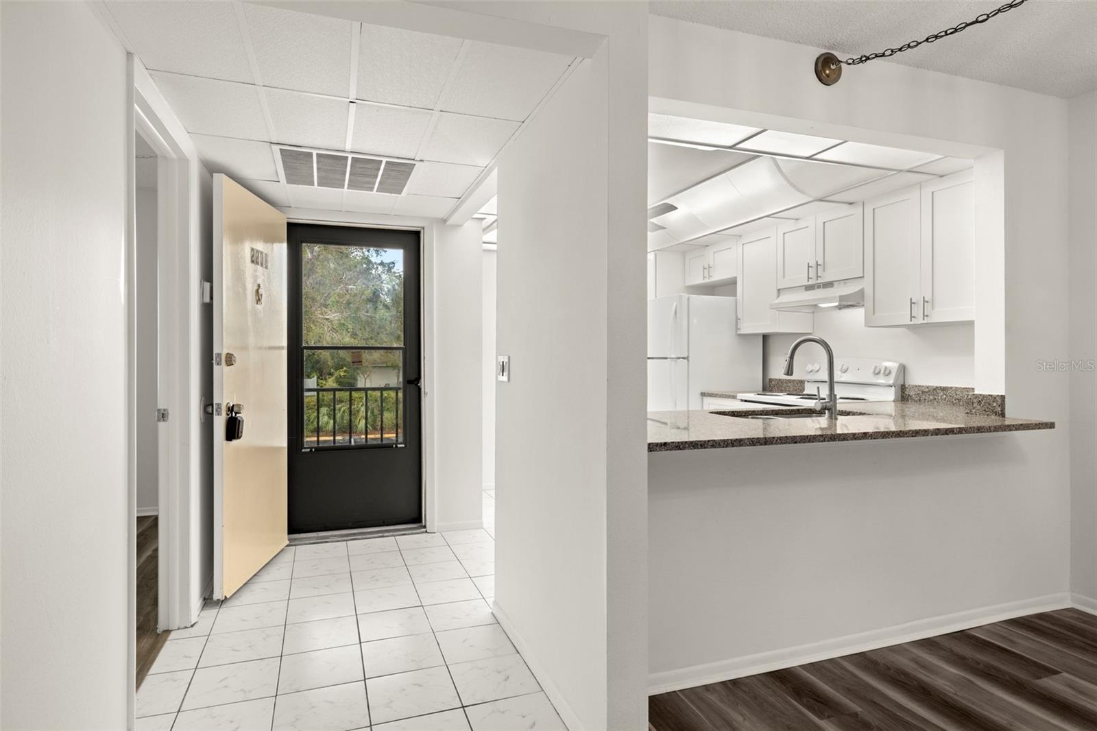LAKEVIEW OF LARGO - Residential Lease