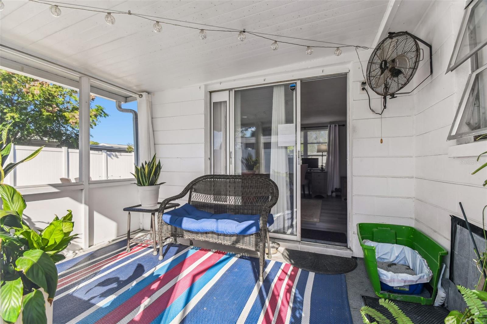 EMBASSY HILLS - Residential