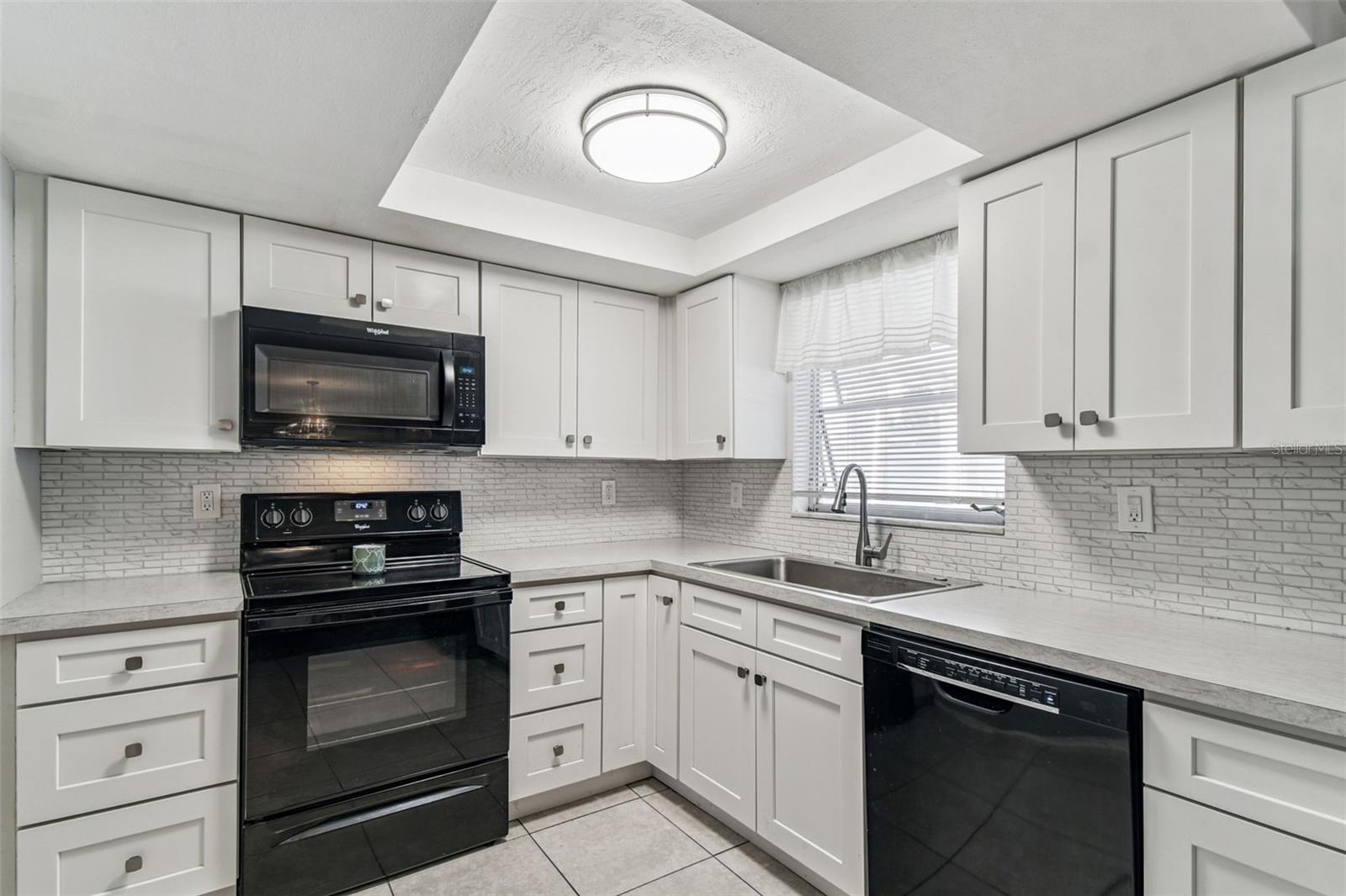 EMBASSY HILLS - Residential