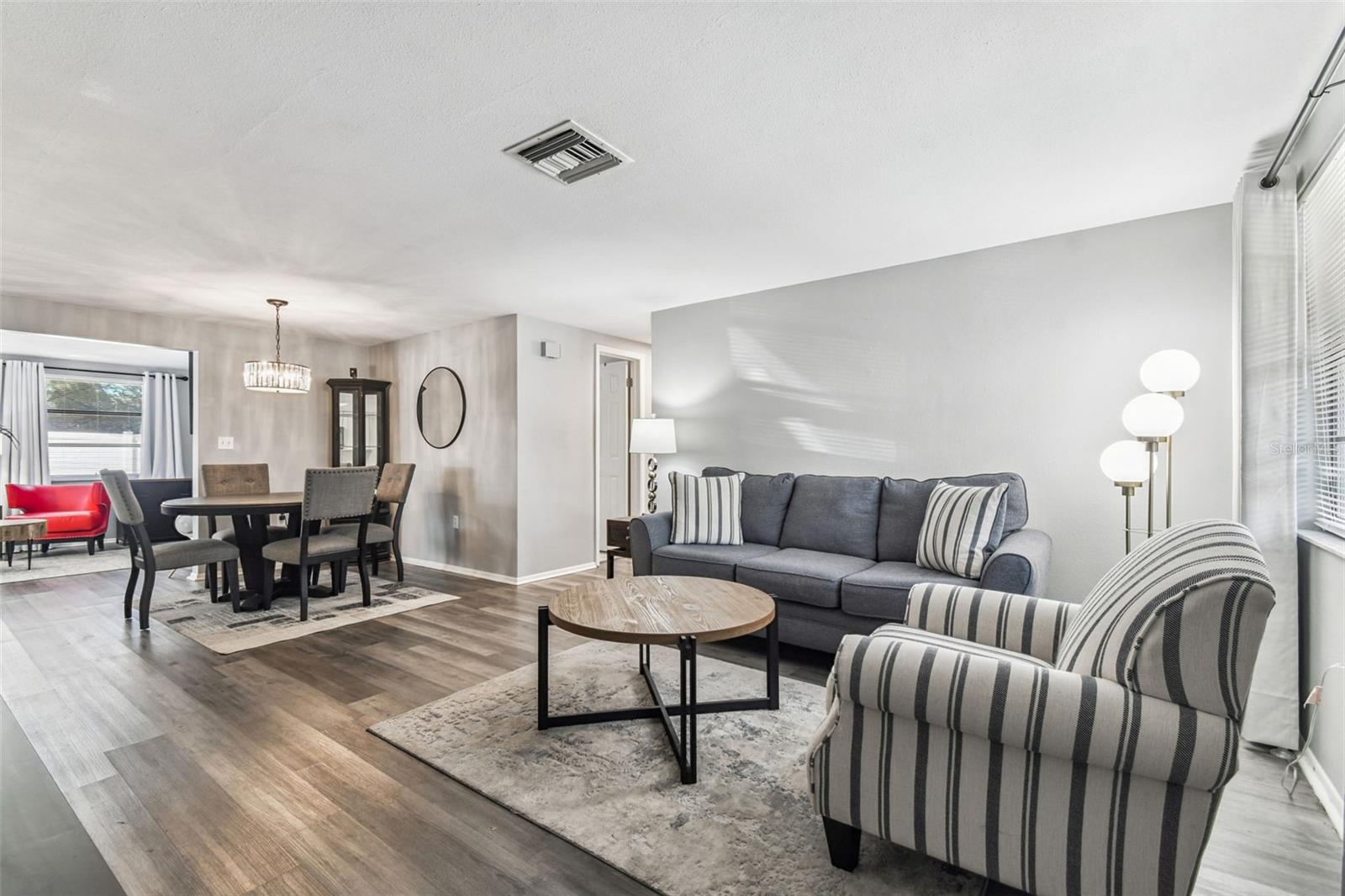 EMBASSY HILLS - Residential