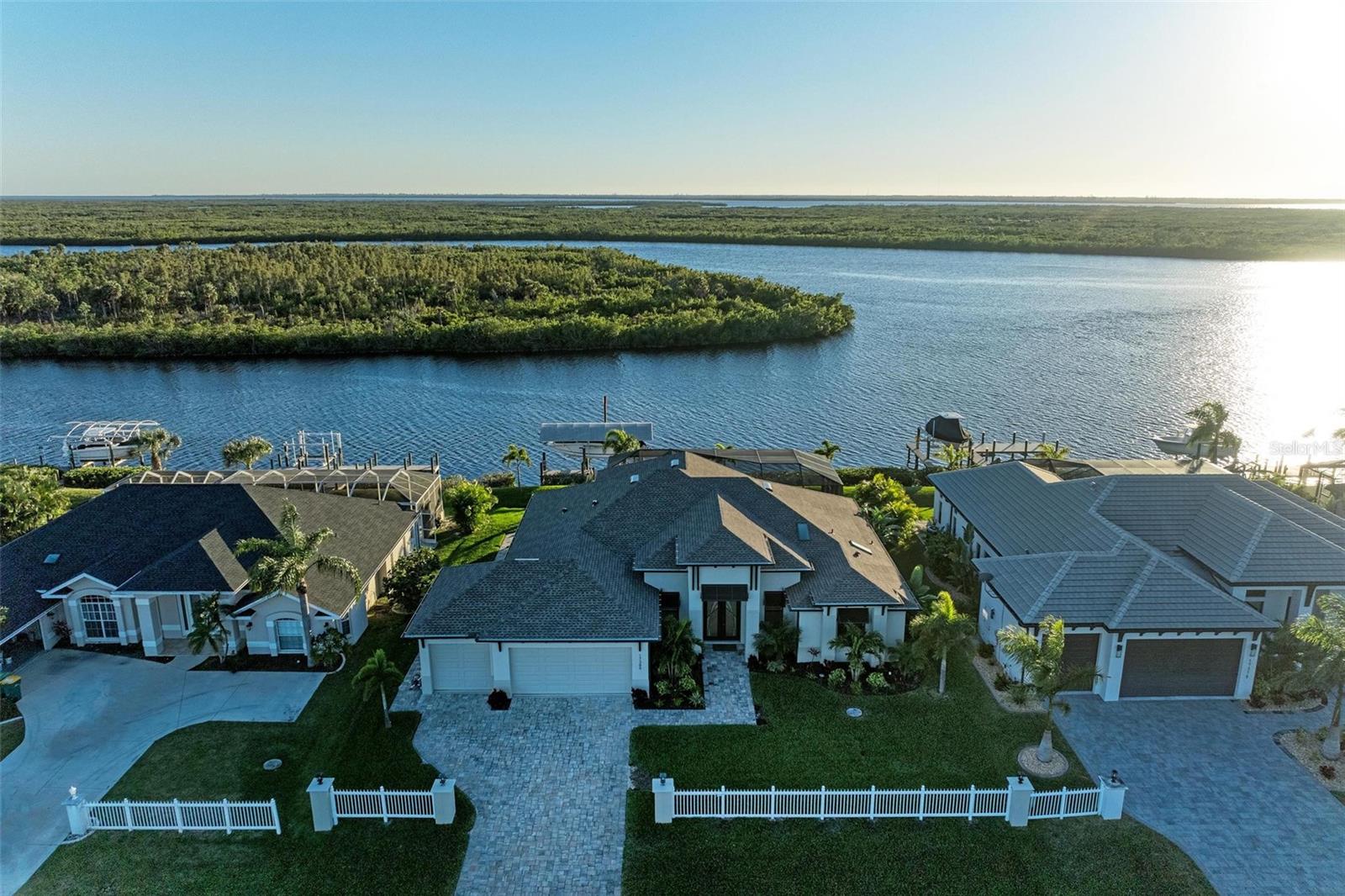 SOUTH BAYVIEW ESTATES - Residential