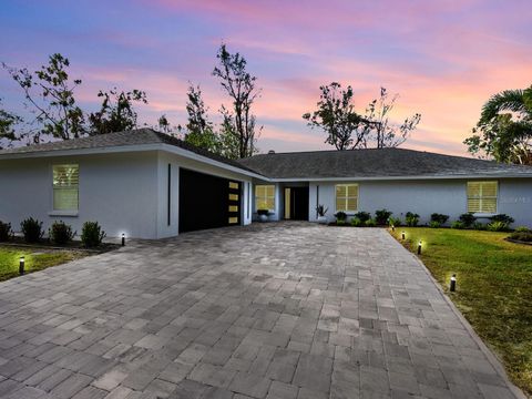 749 TROPICAL CIRCLE SARASOTA FL 34242