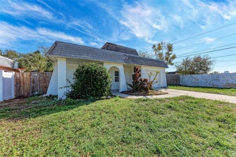 A home in LARGO