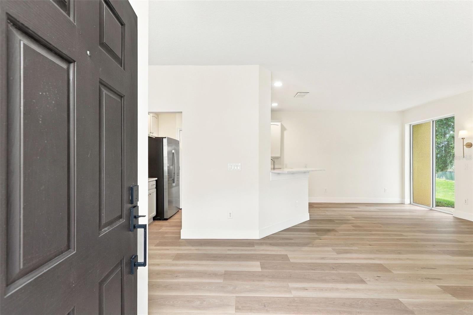 1831 PINE OAK TRAIL
