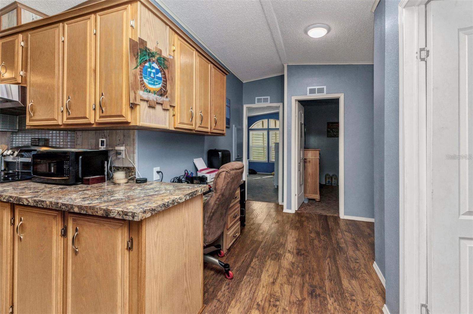 LEMON BAY ISLES PH 02 - Residential
